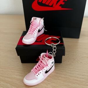 Pink and Black Fashion Sneaker Keychain BNIB with Box Shopper